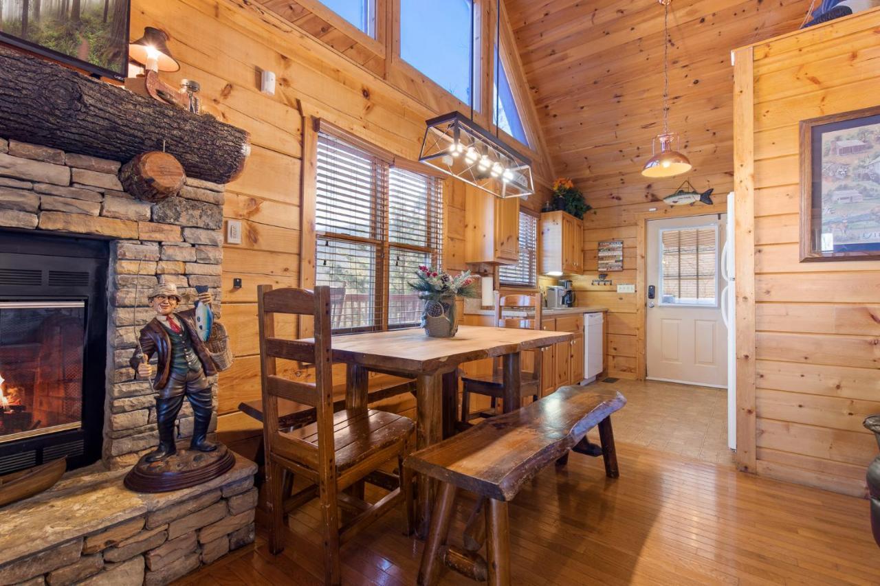 Huckleberry Ridge Villa Pigeon Forge Bagian luar foto