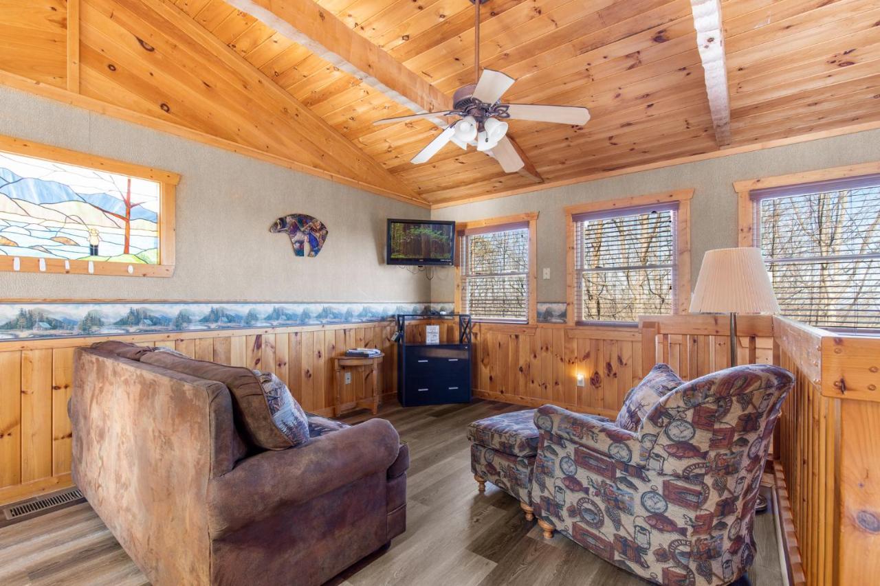 Huckleberry Ridge Villa Pigeon Forge Bagian luar foto