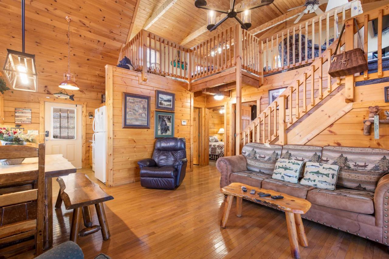 Huckleberry Ridge Villa Pigeon Forge Bagian luar foto